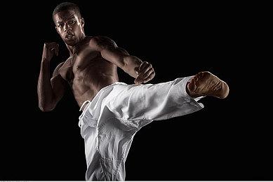 末日模拟游戏《灭绝之日》Steam页面开放 明年发售